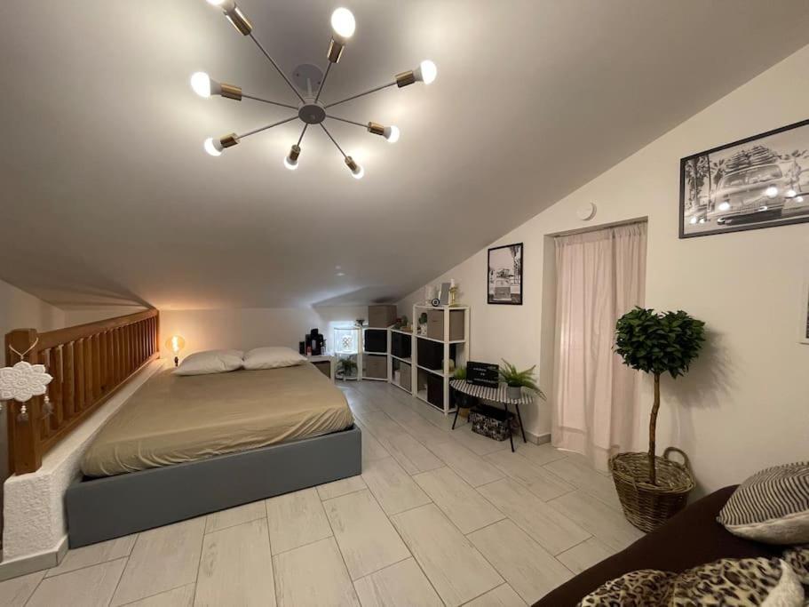 Appartement Vintage 90 M2 Duplex Classe Frejus Exterior photo